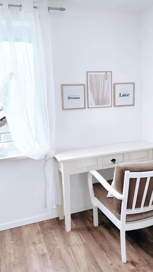Ferienwohnung Am Park In Schwabmuenchen シュヴァープミュンヘン エクステリア 写真