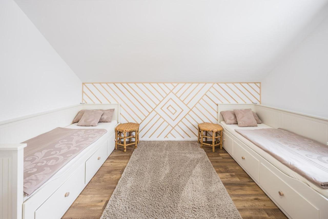 Ferienwohnung Am Park In Schwabmuenchen シュヴァープミュンヘン エクステリア 写真