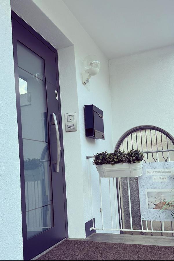 Ferienwohnung Am Park In Schwabmuenchen シュヴァープミュンヘン エクステリア 写真